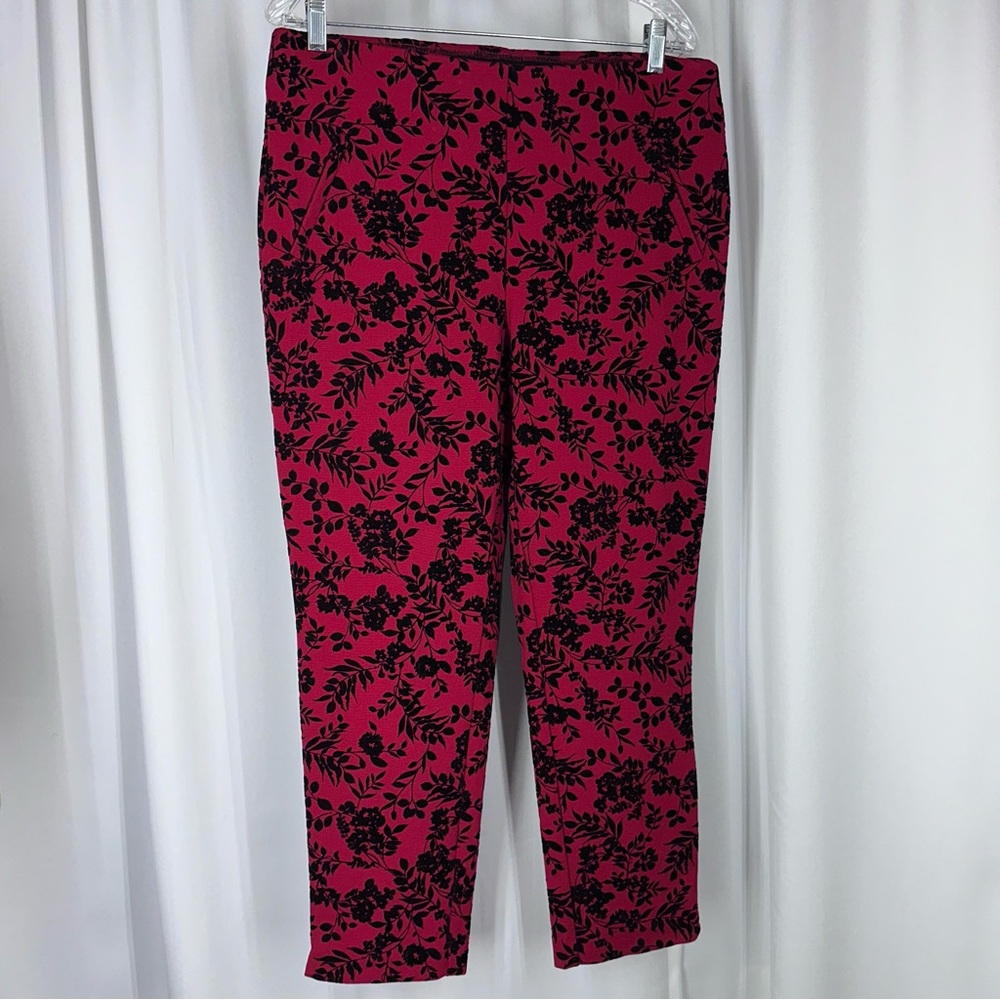 Chicos‎ Fabulously Slimming Pull On Pants Size 1.5/ US 10 Red W/ Velvet Overlay